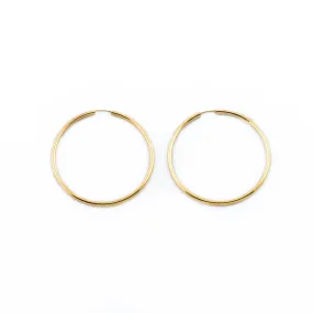 10KT Gold Pipe Hoop