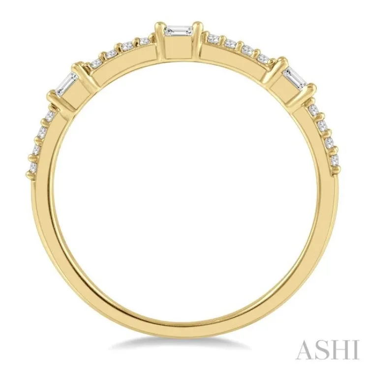 1/5 Ctw Baguette and Round Cut Diamond Stackable Petite Fashion Band in 10K Yellow Gold