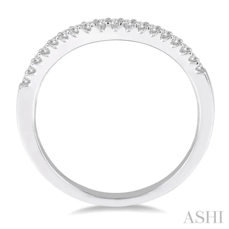 1/6 Ctw Round Diamond Wedding Band for Her in 14K White Gold