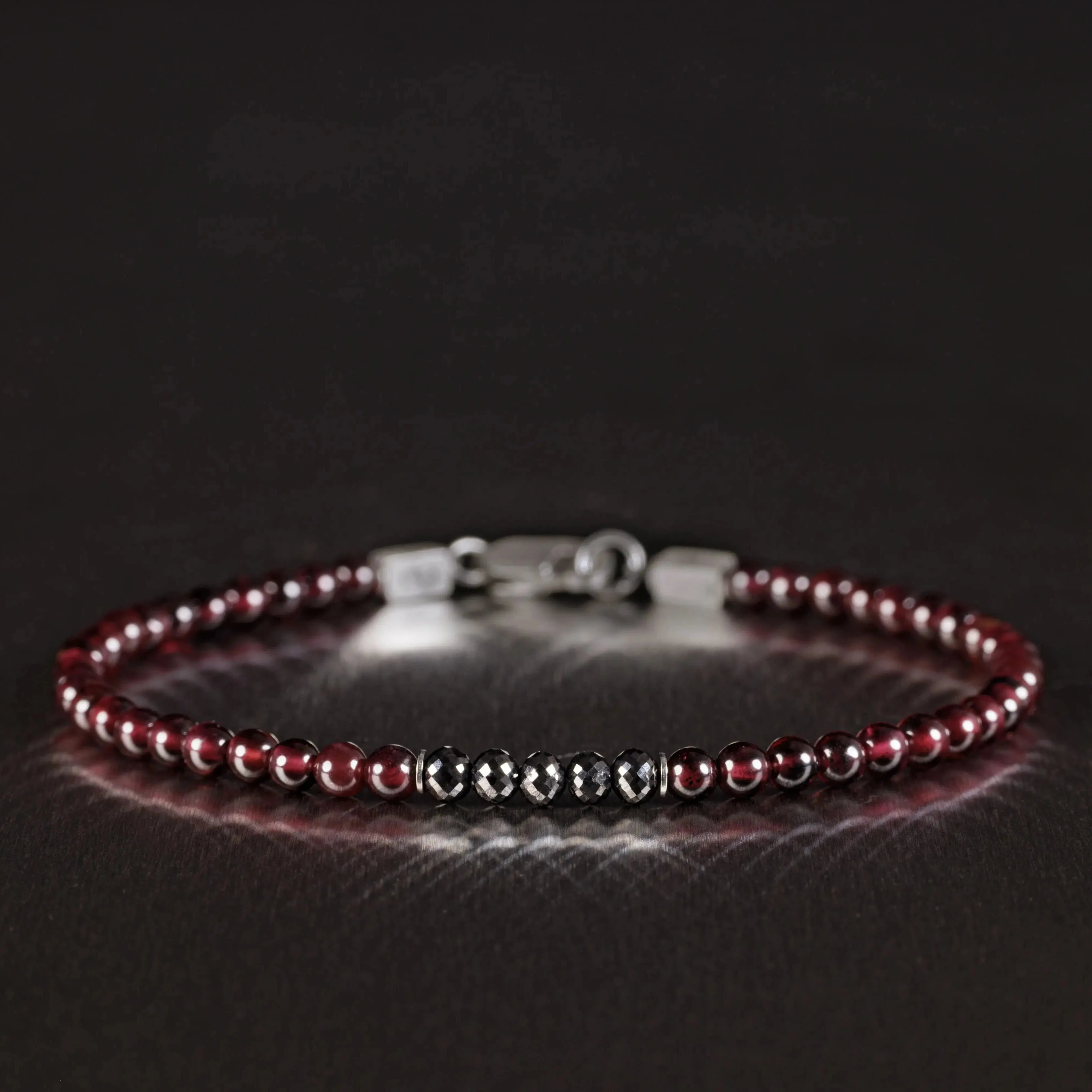 Black Diamond - Red Garnet Bracelet I (4mm)