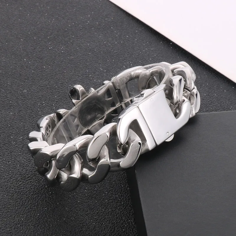 Bold Vintage Wolf Head Titanium Steel Double-Sided Bracelet for Men