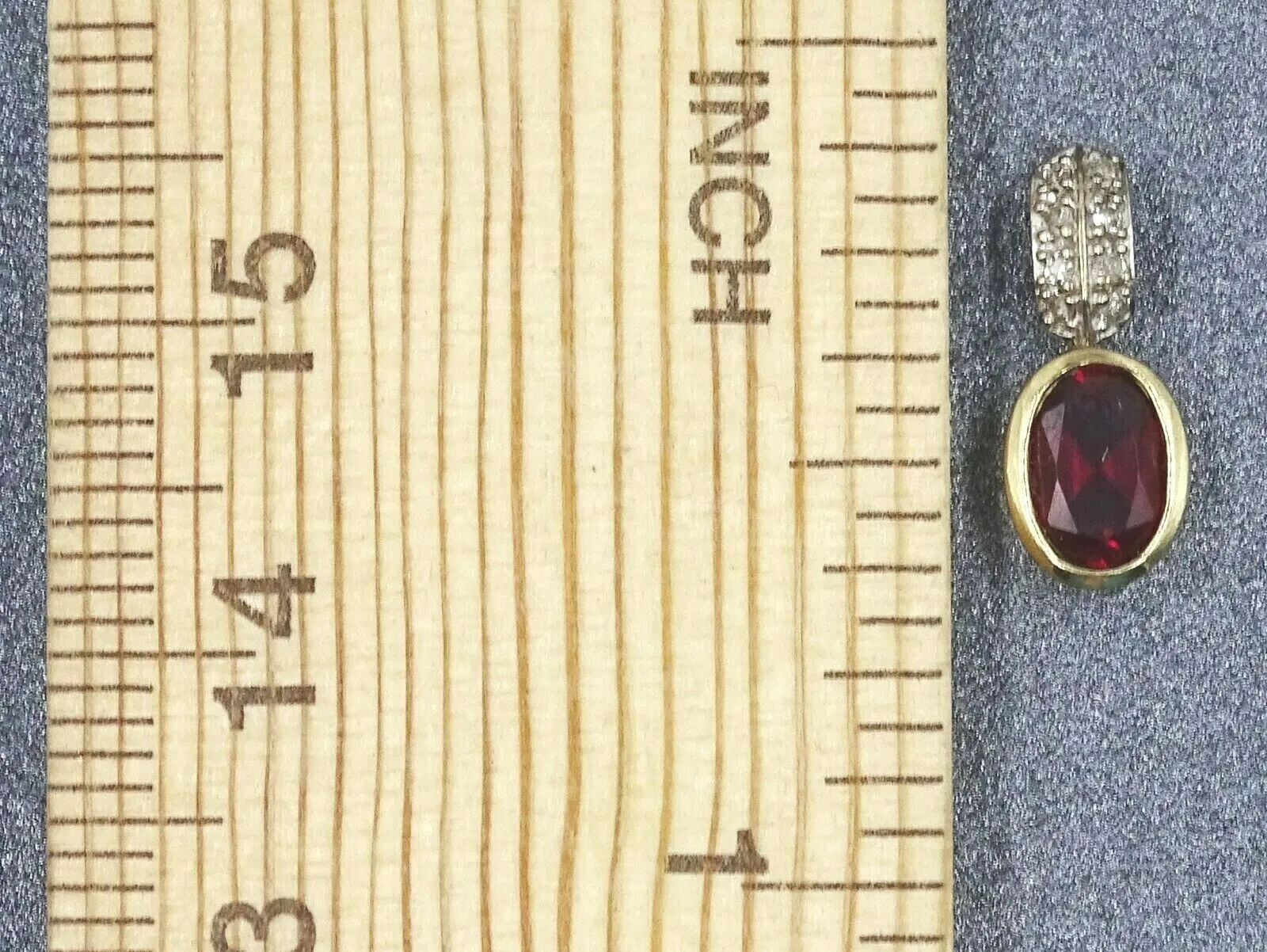 Garnet & Diamond 9ct Yellow Gold Pendant