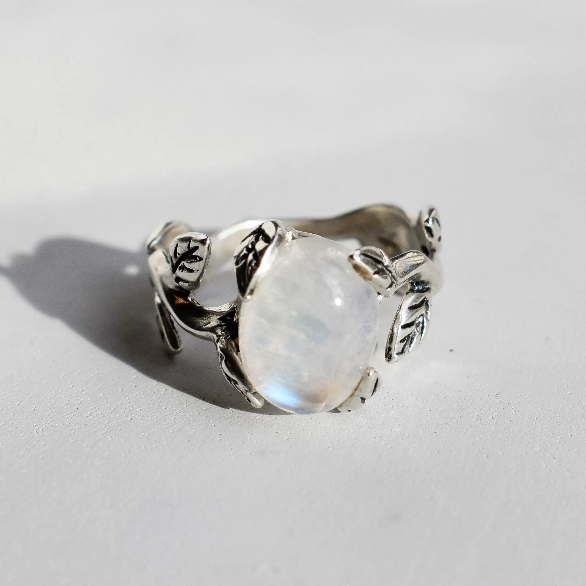 Leaf Moonstone Ring - Genuine Moonstone Ring - Vintage Solitaire Ring