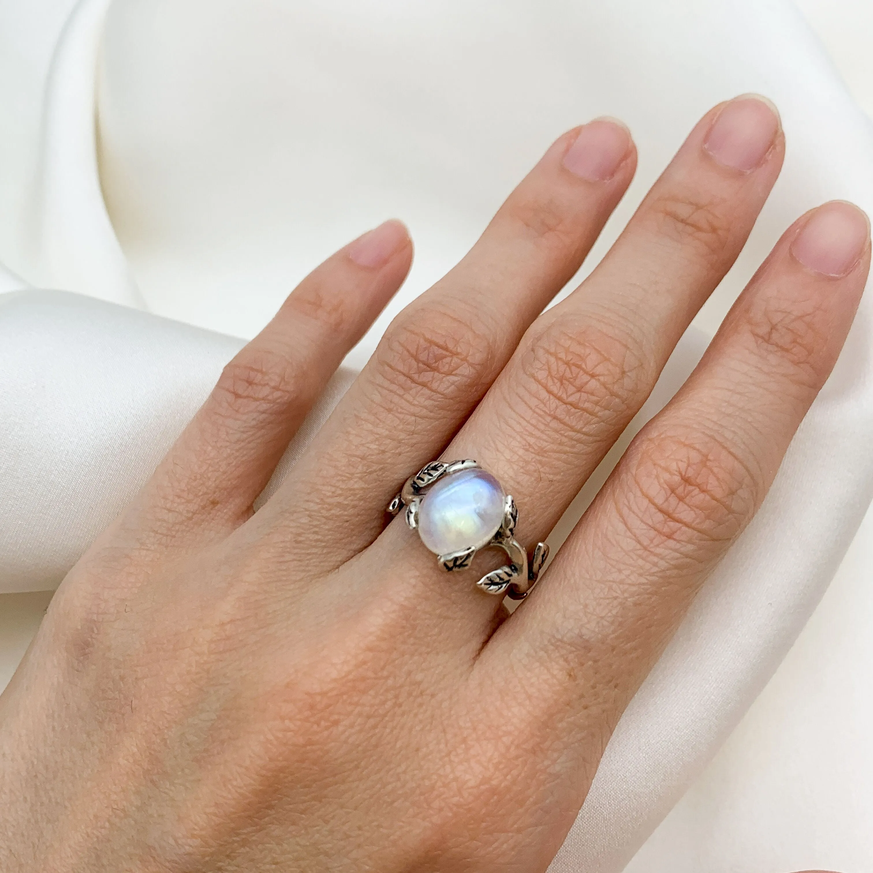 Leaf Moonstone Ring - Genuine Moonstone Ring - Vintage Solitaire Ring