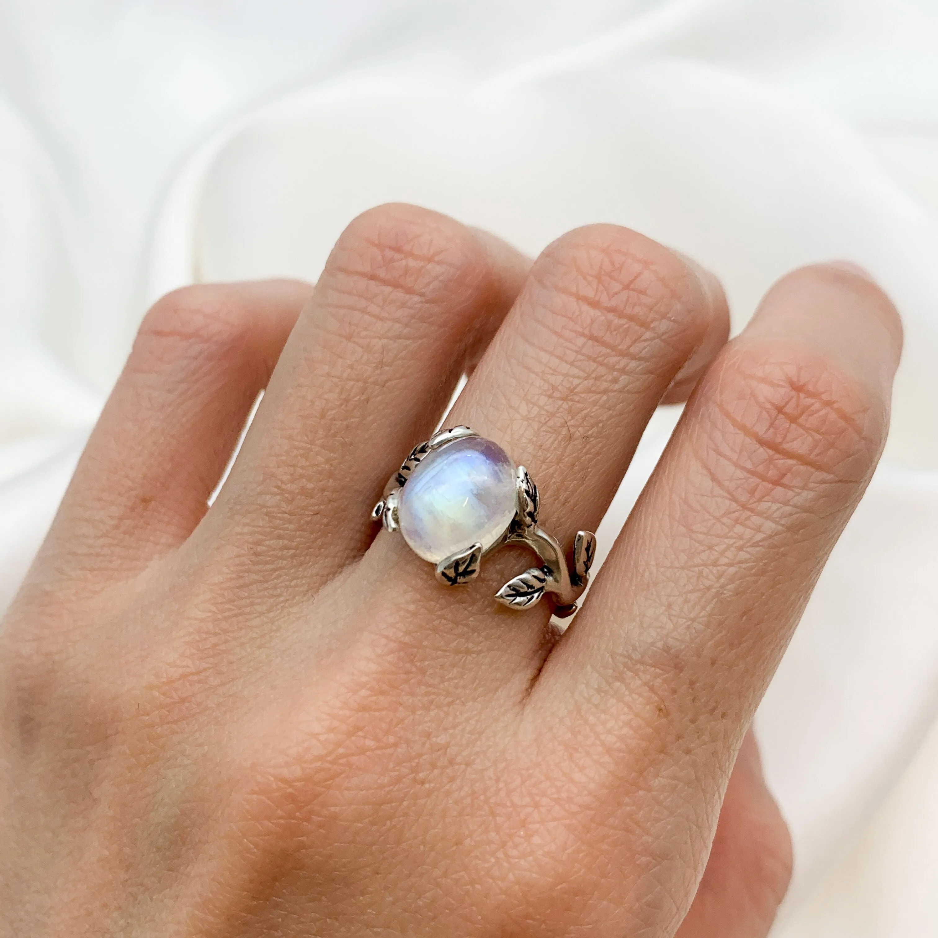 Leaf Moonstone Ring - Genuine Moonstone Ring - Vintage Solitaire Ring