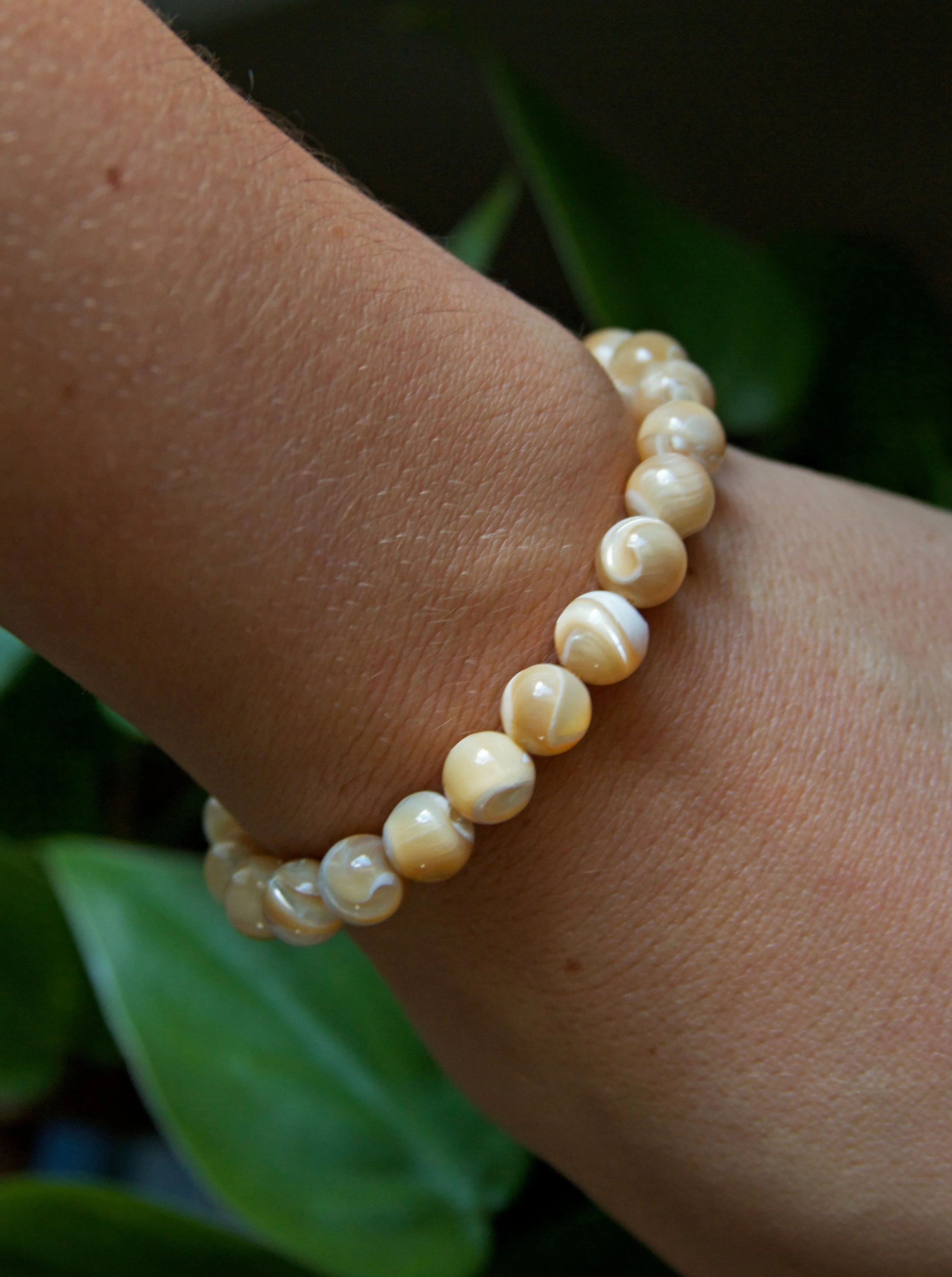 Mother of Pearl Shell Beaded Stretch Bracelet