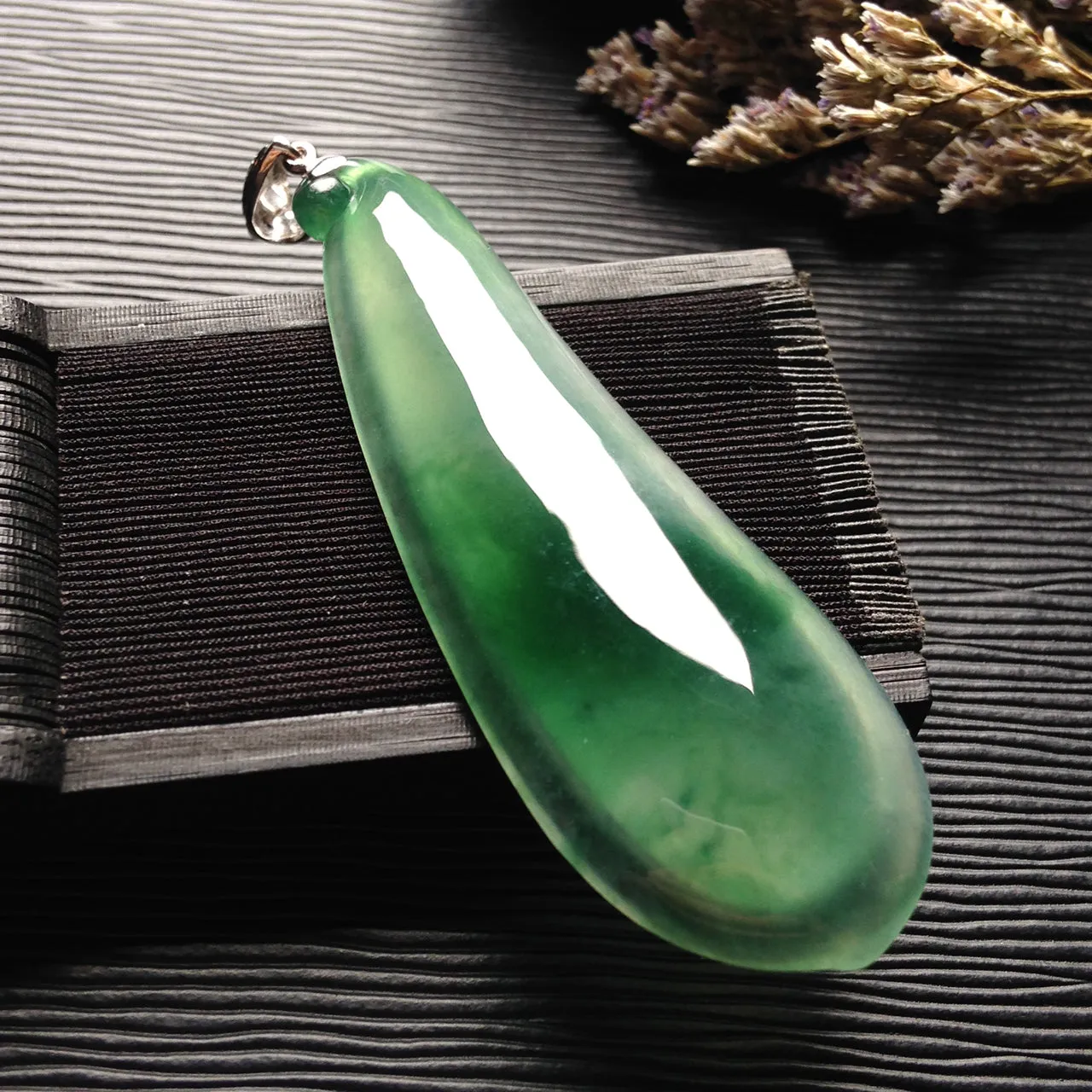 Natural Jade Pendant Jadeite Pendant PT539