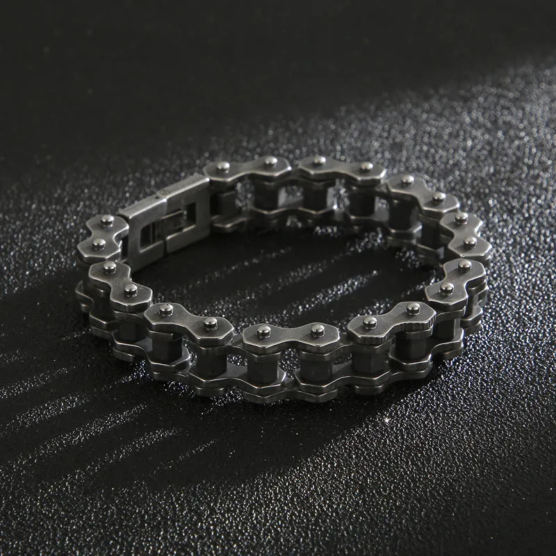 Punk-Inspired Stainless Steel Men's Bracelet with Rhombus Bicycle Chain Design