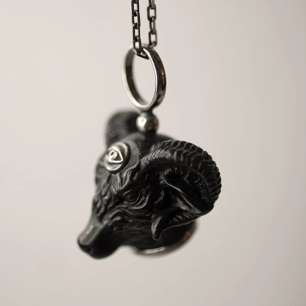 Ram pendant black - final sale