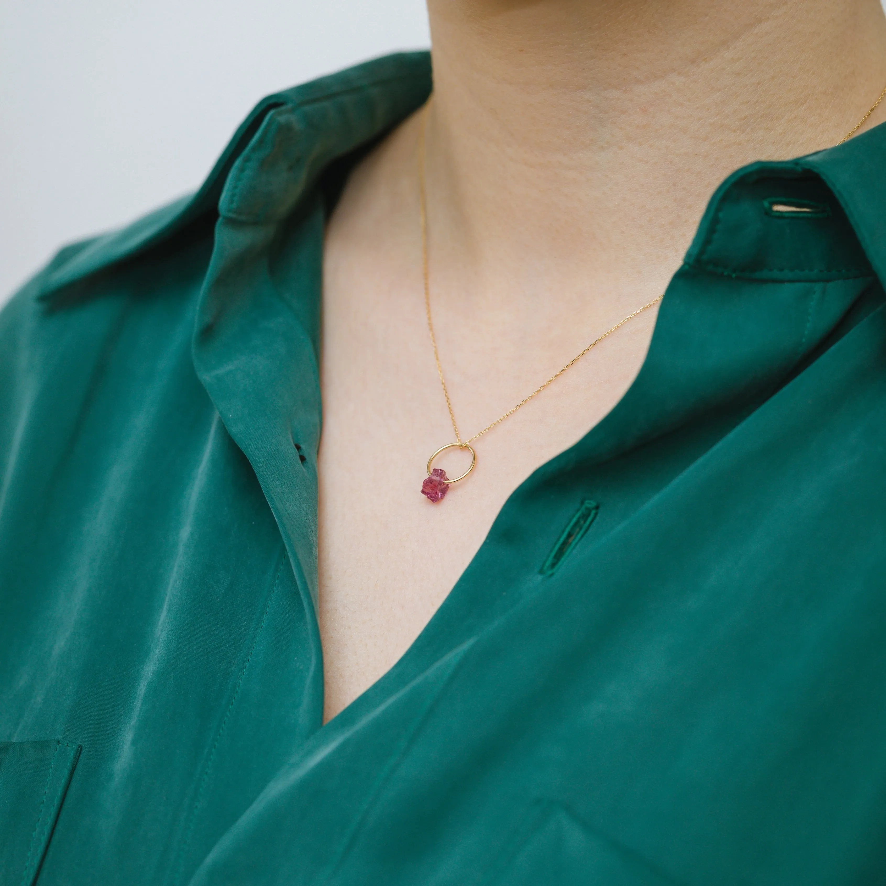 Rough stone rhodolite garnet pendant