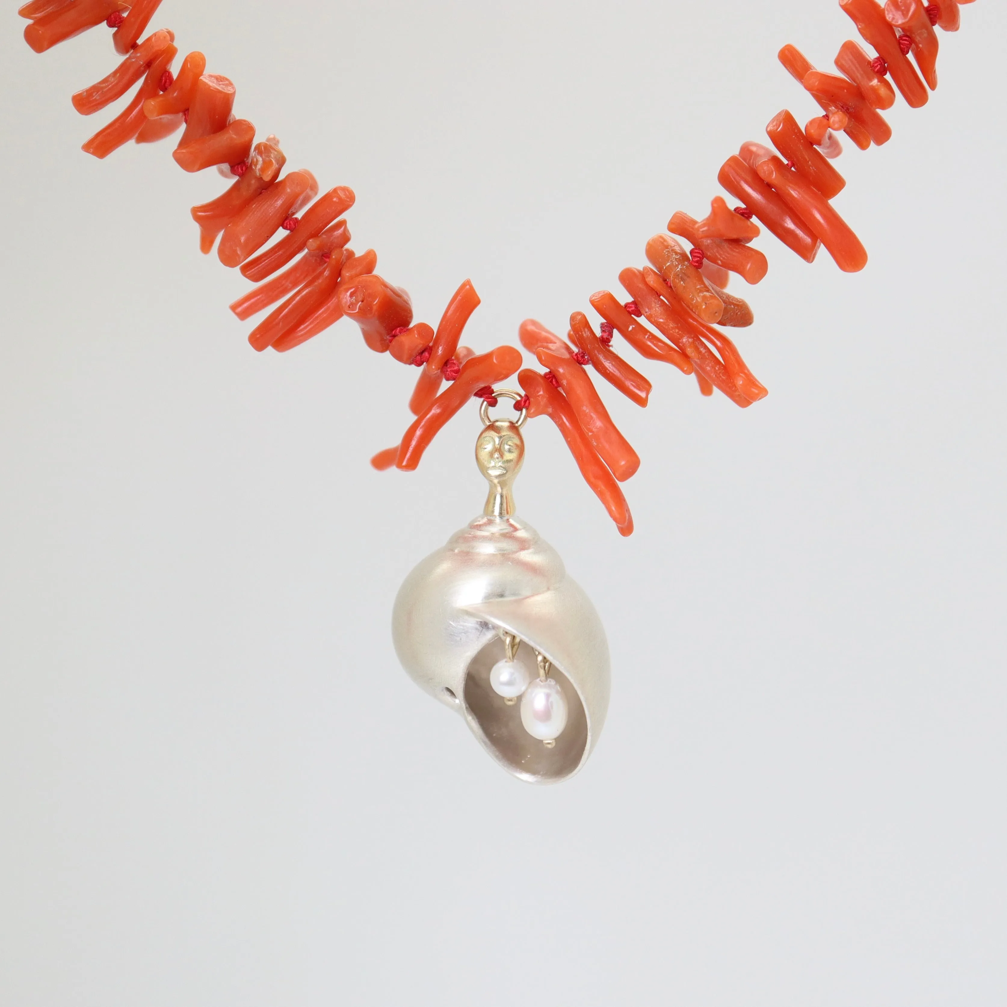 Salacia Coral   Pearl Shell Cameo Necklace