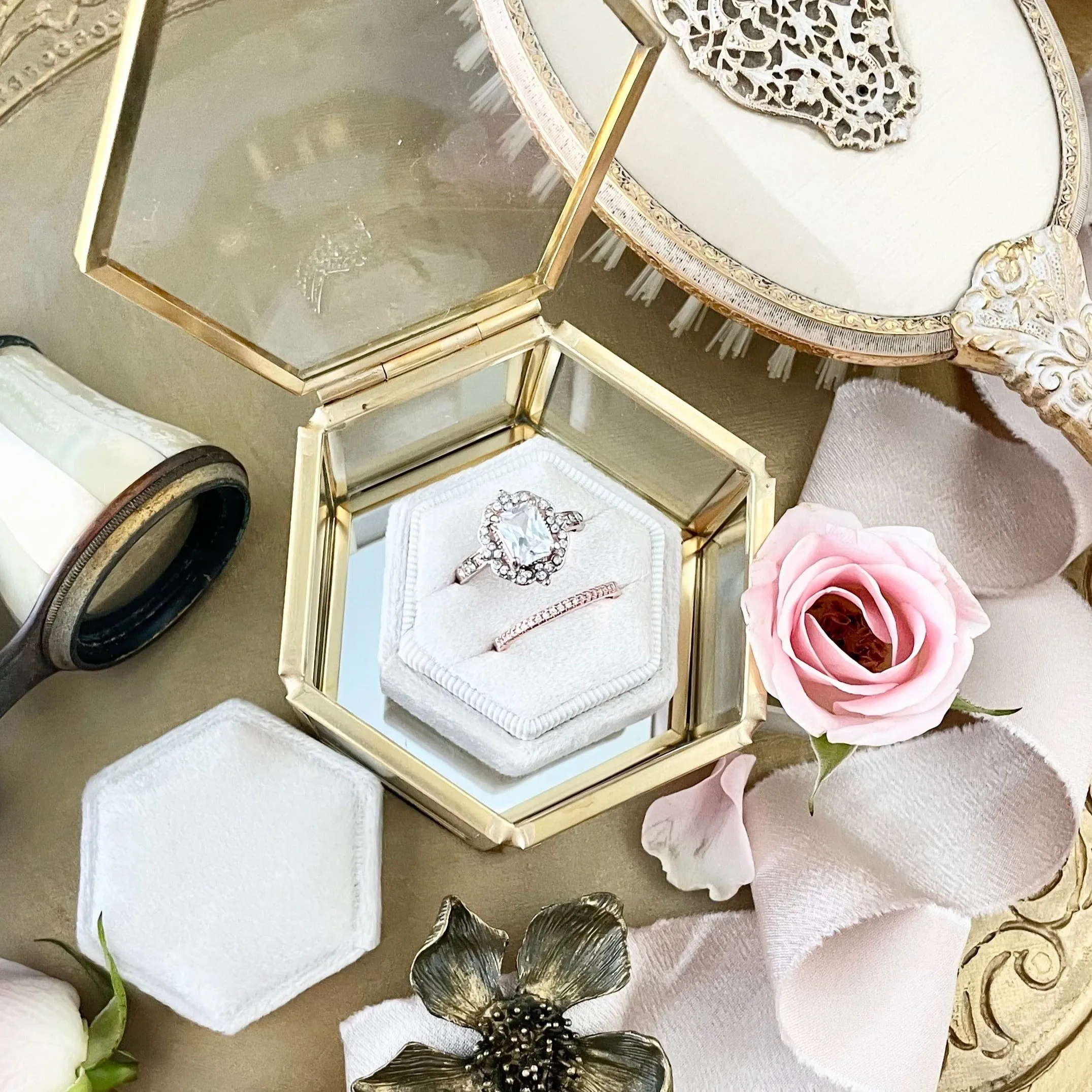 White Ring Boxes in Hexagon & Round